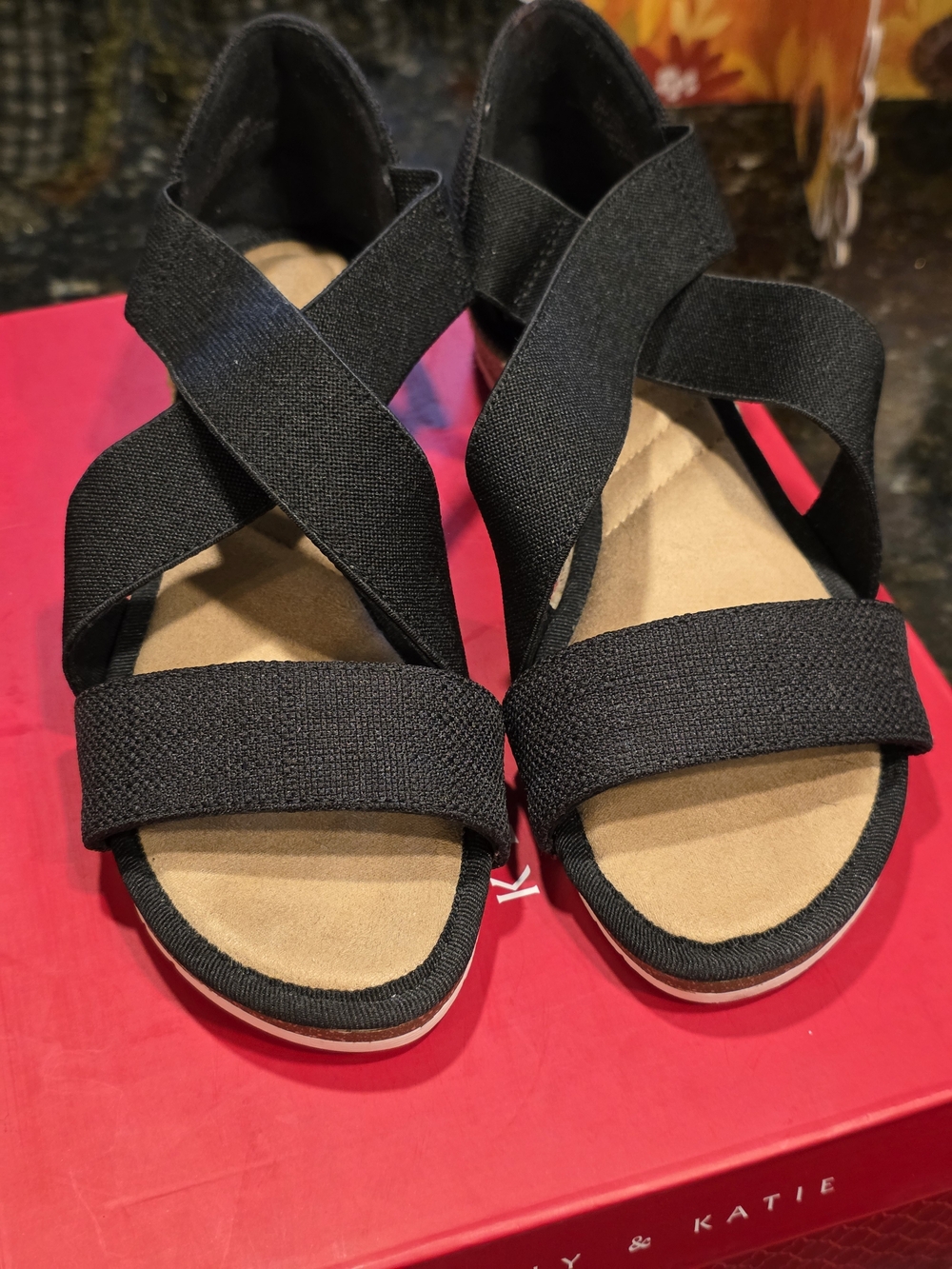 Kelly & Katie Black Elastic Cross-Strap Sandals